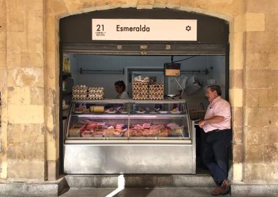 Puesto 021 – Carnicería Esmeralda